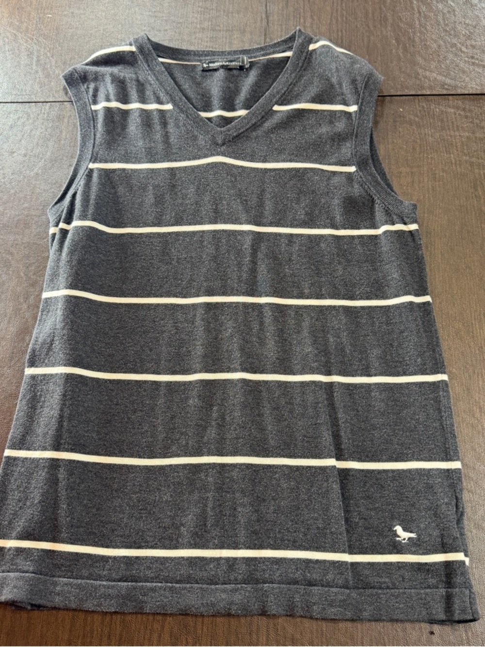 Modern Amusement Striped Sleeveless V-Neck Knit Top in Grey and White Sz L